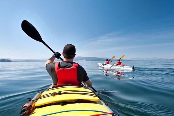 kayaking-in-Hvar-996x664